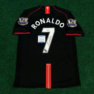 Cristiano Ronaldo Signed Manchester United Jersey Beckett Witnessed BAS COA